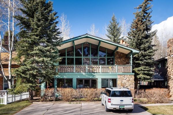 1/2 Duplex flat in Aspen, United States