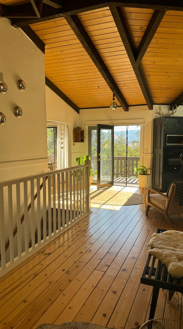 Relaxing Ashland Retreat
