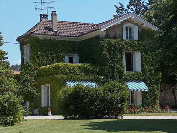 Entre Alpes et Provence et entre nature, histoire et gastronomie.