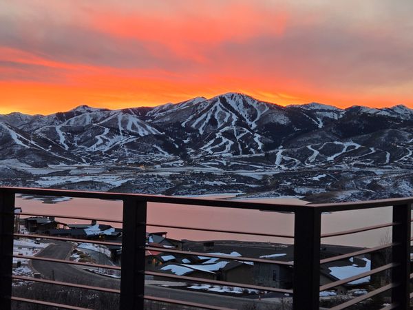 Park City/ Deer Valley - a mountain sanctuary with jaw dropping views of Deer Valley ski resort!