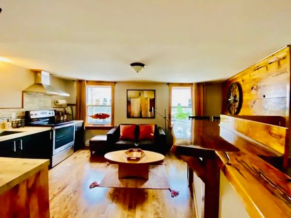 Mark and Micheles hus