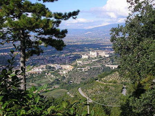 Umbria Spoleto apartment in old town with superb view
