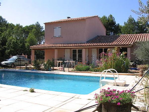 ECHANGE CONCLU ETE 2025 - Maison de Régisabine - Grande villa avec piscine et cuisine d’été.