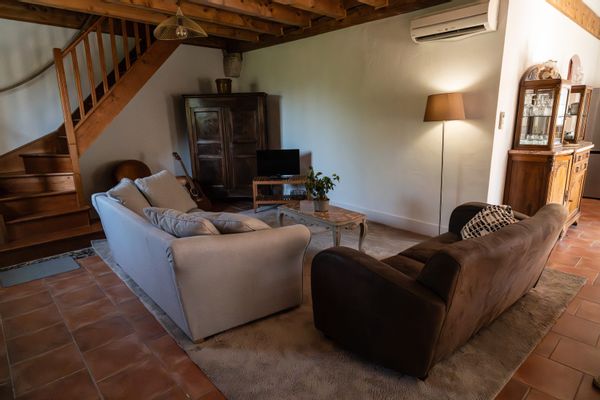 La Remise - Maison avec piscine partagée entre terre et mer.