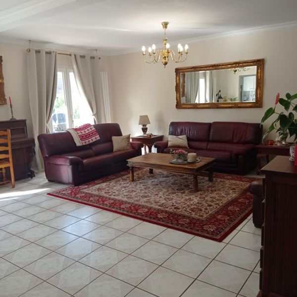 Famille de 4 qui souhaites voyager aux États Unis en échange d’une grande maison aux abord de Paris