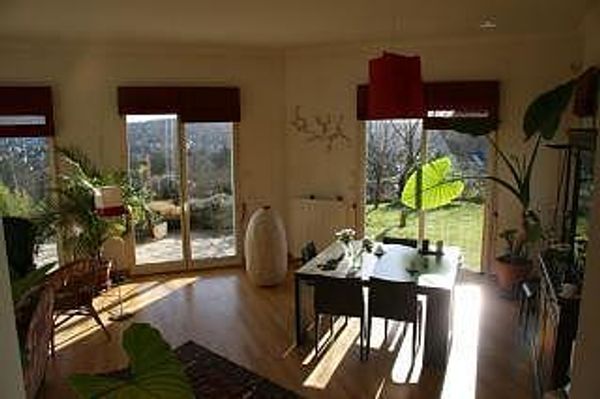 Large, modern house close to Paris, St Germain en Laye and Versailles