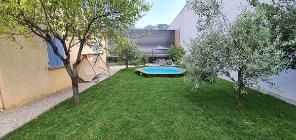 Jocelyn's house