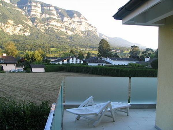 Charming and spatious house with exceptional mountains views 