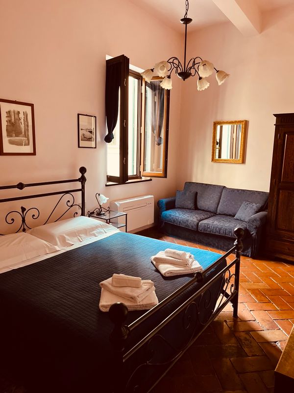 Casa di Cristina e Cosimo centro storico - 1 piano - typical Florentine Apartment @home.inflorence