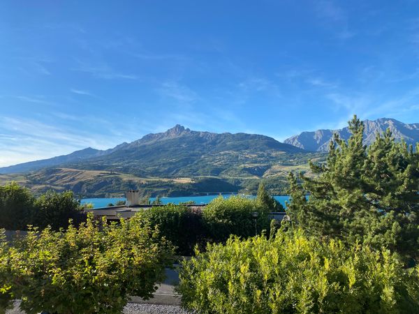 South Alpes/North Provence,lake side, nature and sports lovers appartement
