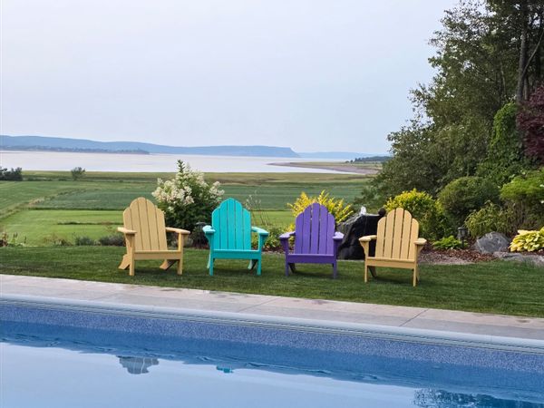 La maison de Paige & Mike (17 year members!)