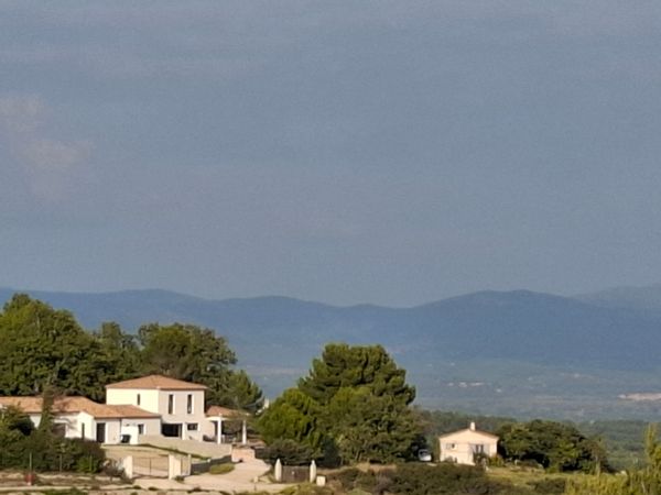 Villa provençale nichée entre le Luberon et les Alpilles