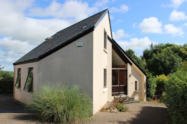 Beautiful 4 bedroom modern rural house, near Lahinch, Co. Clare - house unavailable for months june-august