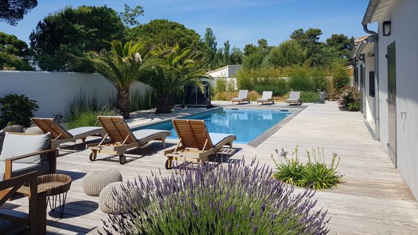 House on the Île de Ré, close to the beaches and the golf course.