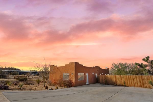 Serene 2BR Adobe Casita in Central Joshua Tree