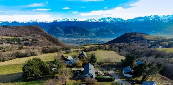 Maison de famille en montagne avec vue merveilleuse sur le massif de Belledonne