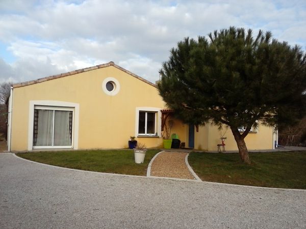 Echange bel endroit en France contre toutes propositions.