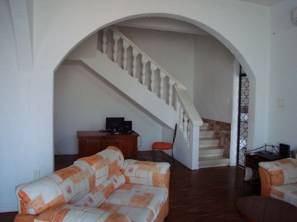 Traditional Mexican Home half a block from the ocean in Veracruz, Mexico.  This is truly warm and welcoming, old fashioned Mexico.  The city is especially safe.