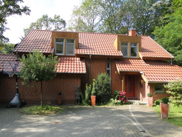 Modern architect house with a big garden central to Bremen and Hamburg