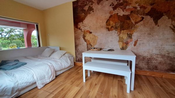 Private room in shared house near Killarney ( 1 room, not the entire house)
