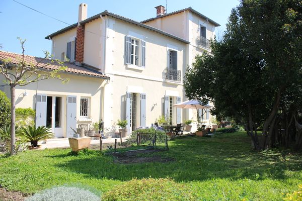 old house in Montpellier with garden, France