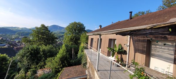 maison avec vue dans le Jura