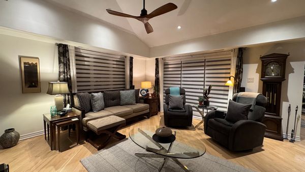 Longueuil-sur-le-Parc... si près de Montréal!