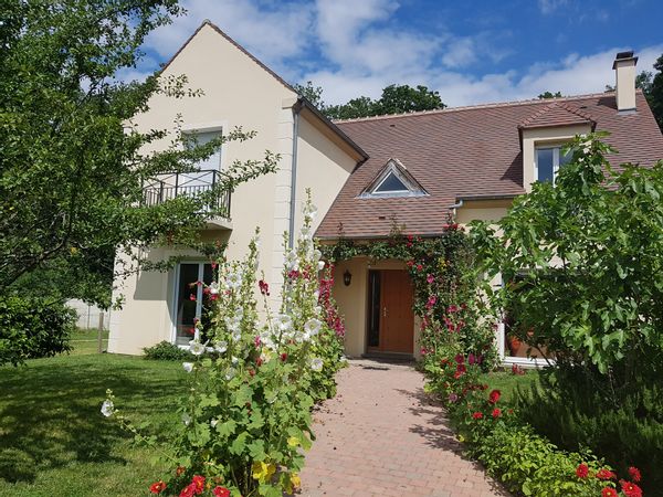 Au calme chez Alain et Brigitte - Près de Versailles - au frais l'été !