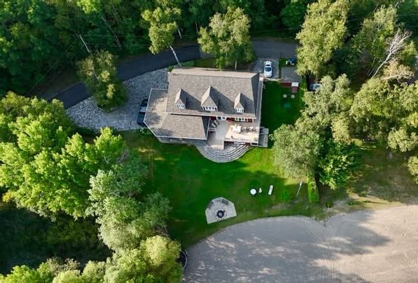 POUR ÉCHANGE À L’EXTÉRIEUR DU PAYS - Bord de l’eau - Spacieuse maison - Métabetchouan (Québec)