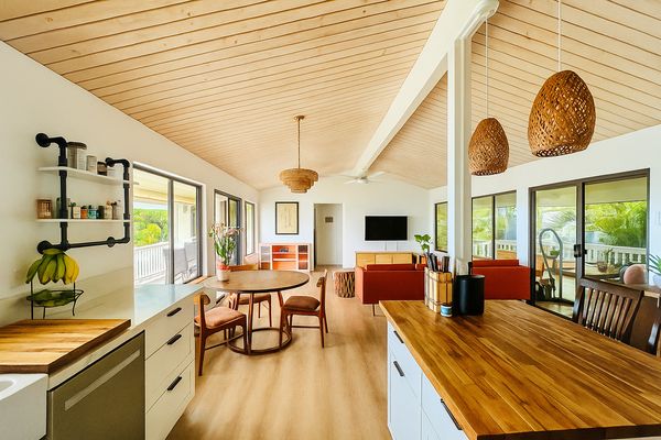 Hawaiian Retreat for Island Magic and Play