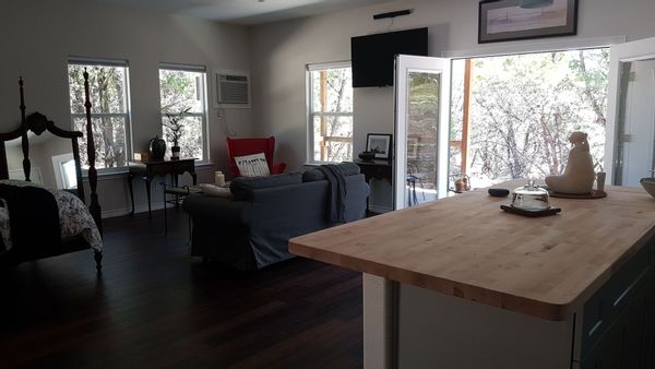 La maison de sara and Peter