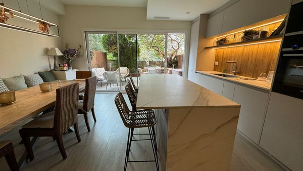 Light, tranquillity and a swimming pool just moments from Barcelona.