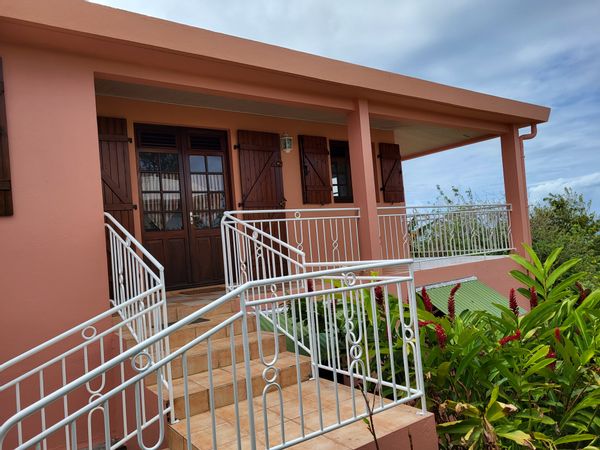 Résidence secondaire que nous occupons l'hiver, nous résidons en ile de France et cherchons ailleurs