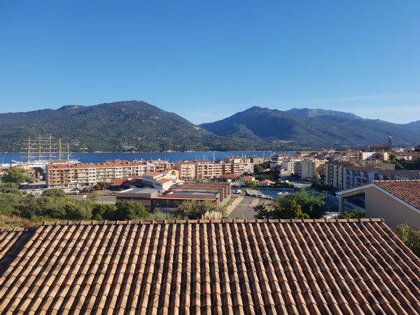 CORSE DU SUD, VUE MER, GRANDE TERRASSE, Guest Points acceptés, MINIMUM 8 nuits
