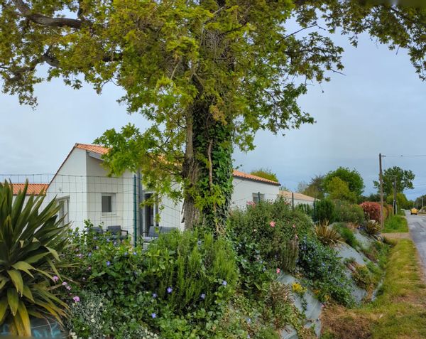 Petite maison neuve entre campagne et Océan