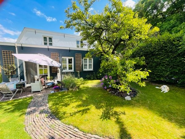 GREAT HOUSE NEXT TO THE FOREST AND WITH LOVELY GARDEN IN VILLAGE BEEK-UBBERGEN, NEAR NIJMEGEN, THE NETHERLANDS