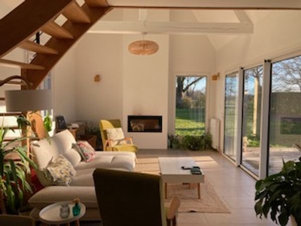 JOLIE MAISON EN VALLEE DE LA LOIRE A DEUX PAS DE LA VILLE D'ANGERS