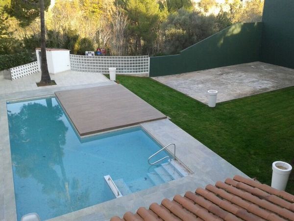 Ana's house
