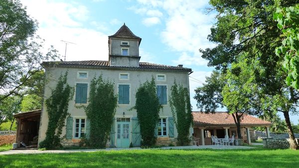 Notre maison au cœur du Parc régional du Quercy.