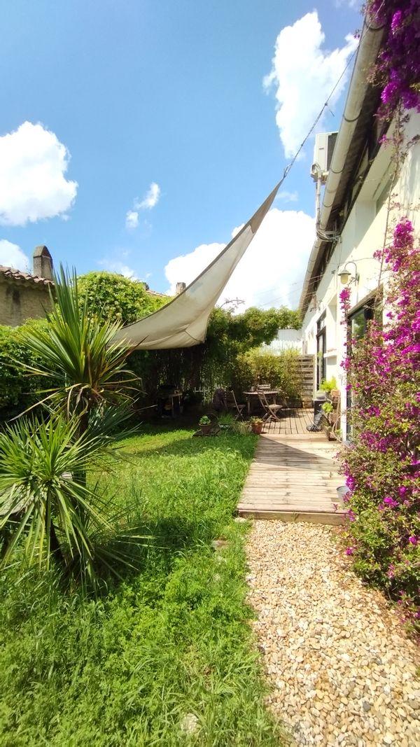 Maison à Boulbon proche d'Avignon, France