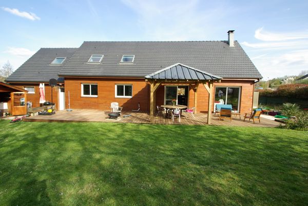 La Normandie et ses joyaux! La maison idéale pour les enfants!