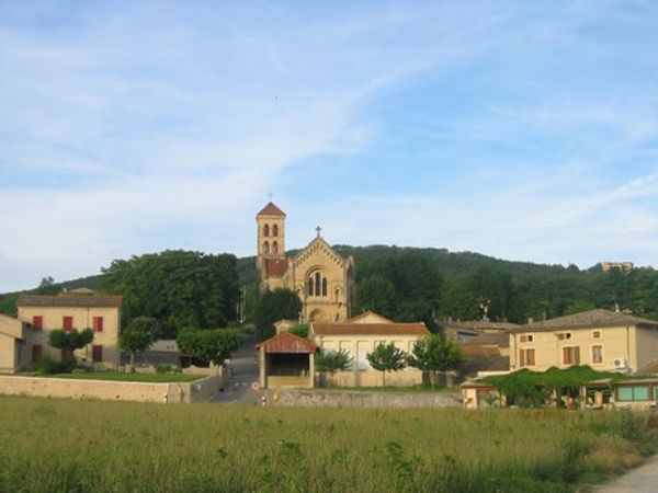 Belle maison neuve à la campagne avec piscine