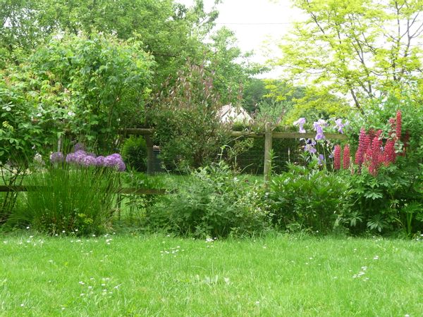 MAISON avec GRAND JARDIN PROCHE ROUEN et PROCHE FORET