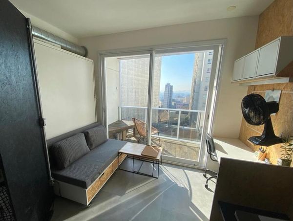 Beautiful studio flat with a warehouse-feel in the heart of São Paulo's Centro district.