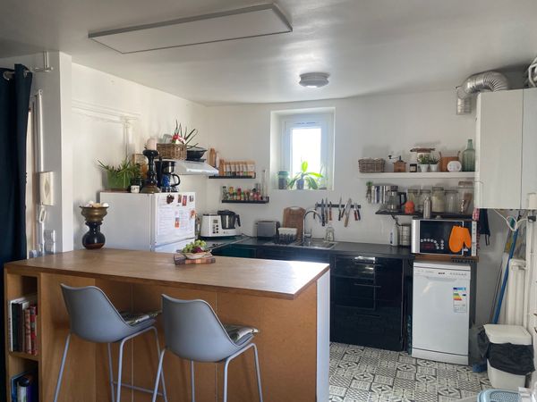 Un joli petit appartement d’artiste en plein cœur de Versailles