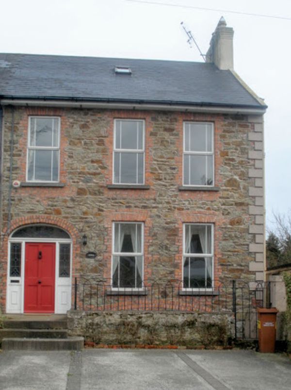 Spacious home in lovely seaside town in Ireland's sunny south-east.
