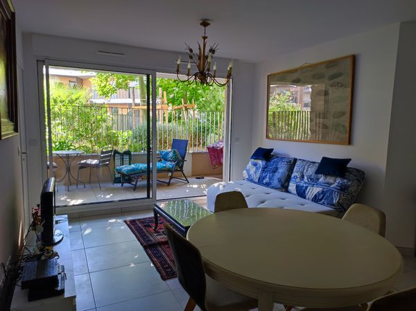 Appartement neuf ,emplacement exceptionnel au cœur de la vieille ville,  à 600 mètres de la plage