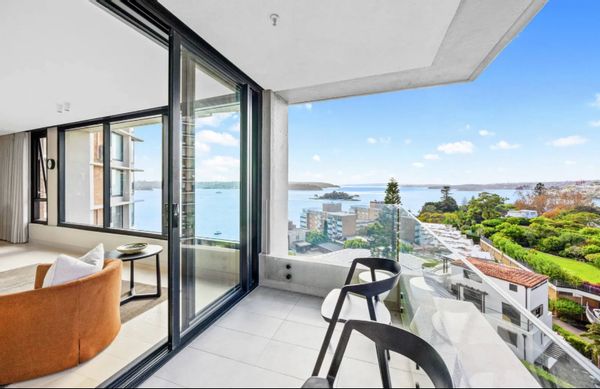 A Dress-Circle Address with Unobstructed Idyllic Sydney Harbour North Easterly Views & Aspect