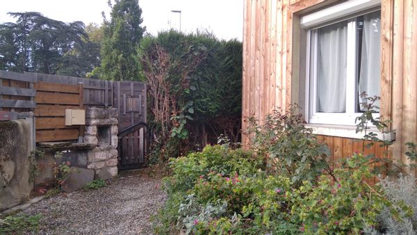 Chambre privée au calme face à la colline du Tribunal