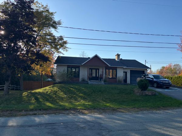 Retraite familiale de rêve à Magog, entre nature, confort et gastronomie